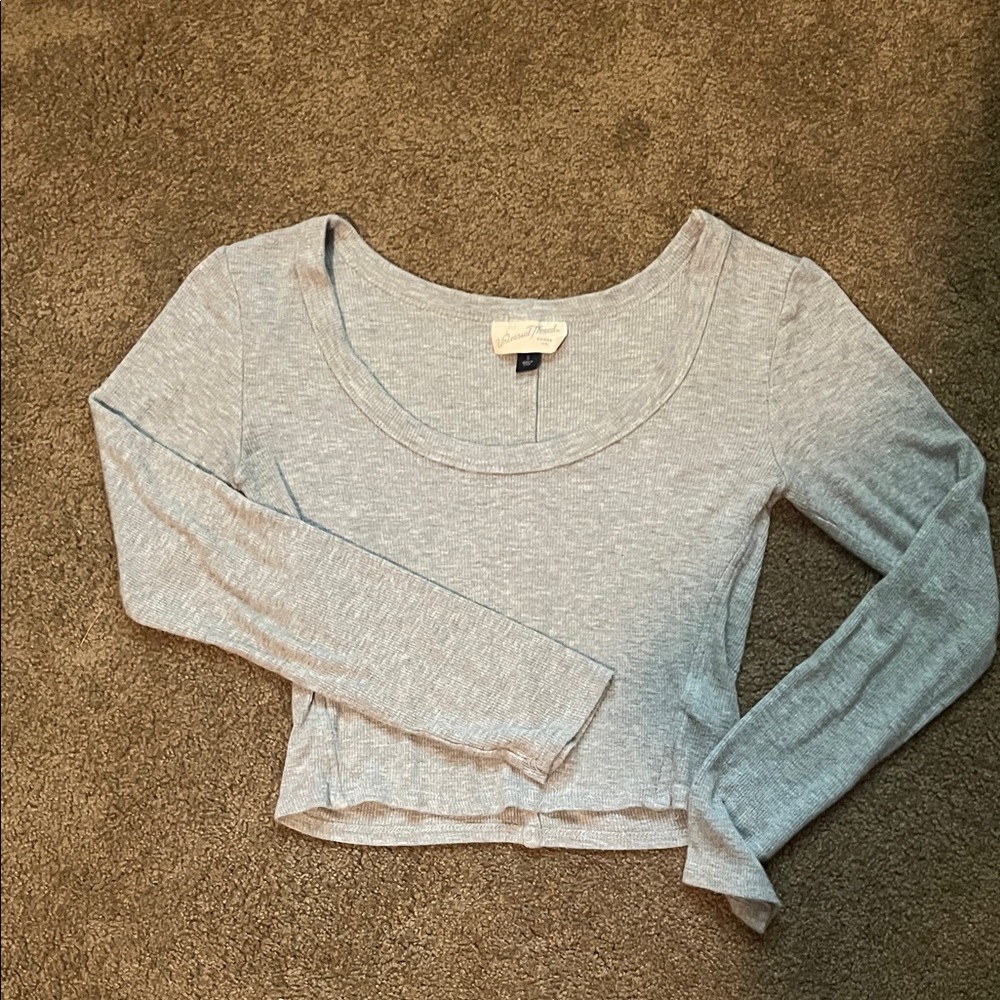 Universal Thread Light Gray Long Sleeve Bodysuit